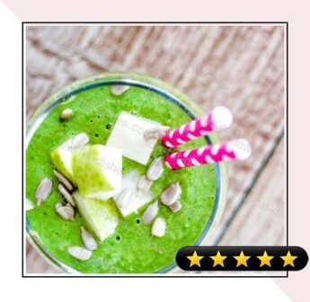 Kale and Sunflower Smoothie with Papaya and Pear recipe